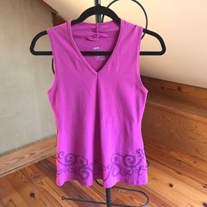 New Balance Fuchsia Yoga Workout Top, EUC, M
